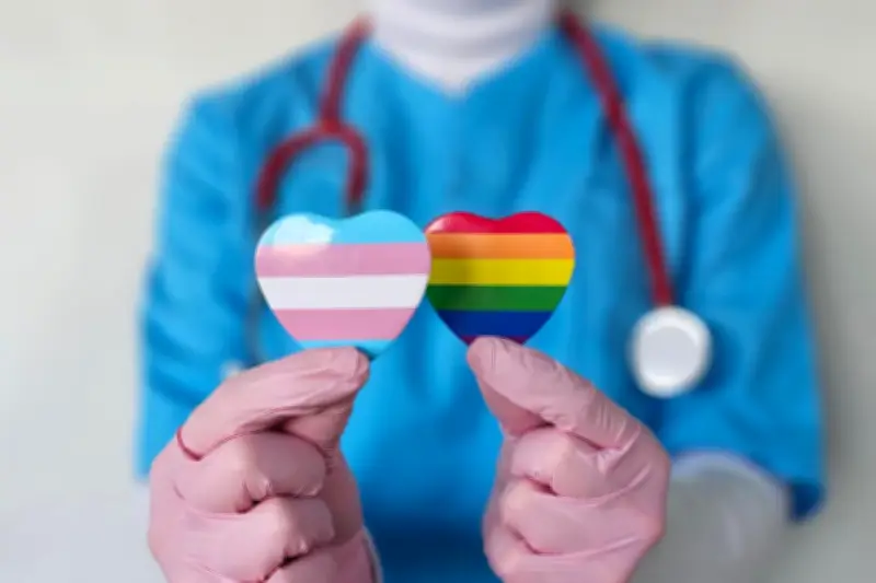 Transidentité : un système de santé mal préparé aux besoins spécifiques