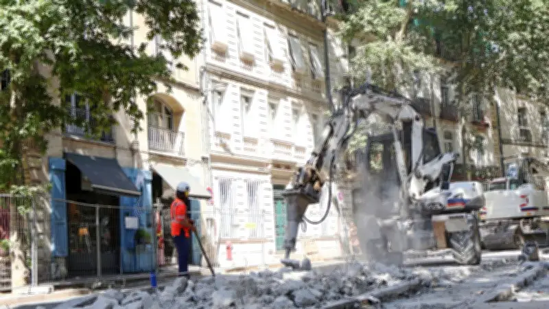 Travaux tramway Montpellier : arrêts Louis-Blanc, Corum, Comédie fermés jusqu'au 3 août