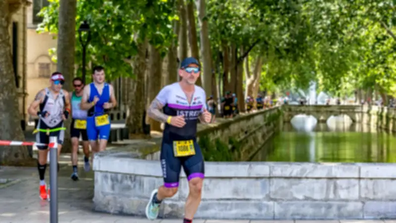 Triathlon Monumental Nîmes : succès sportif mais circulation perturbée, la mairie menace l'avenir
