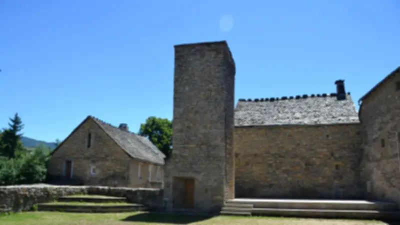 Trois rendez-vous en Lozère : marché, fête votive et visite guidée