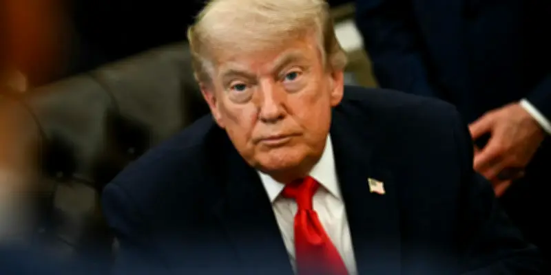 Trump dément les termes de l'accord avec Téhéran rapportés par les médias iraniens