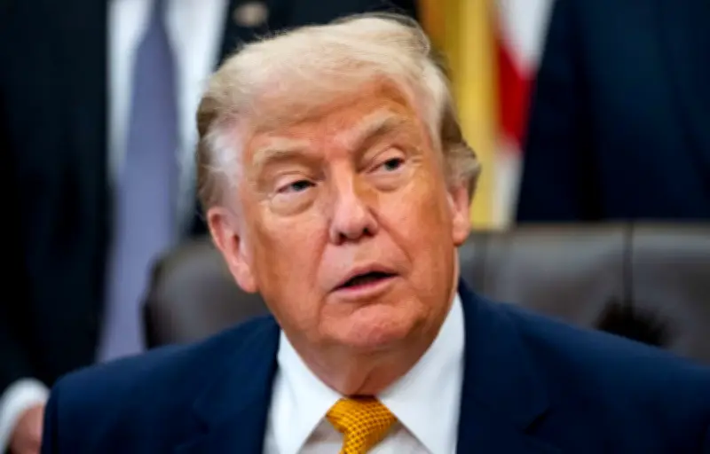 Trump menace de ne pas aider les alliés de l'Otan