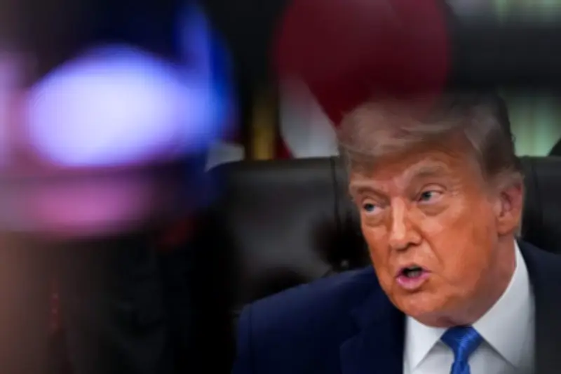 Trump relance la menace contre l'Iran après trois jours d'escalade