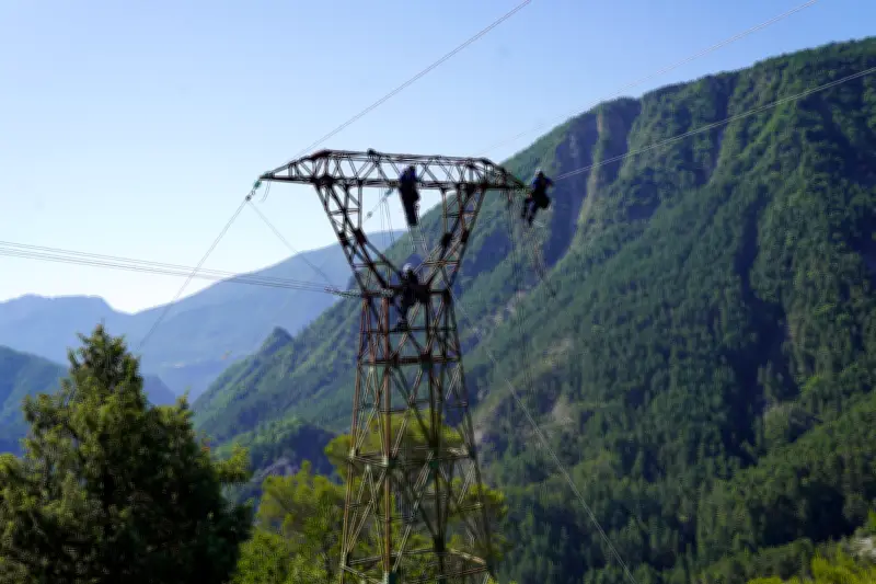 Un chantier de 90 000 euros pour sécuriser l'électricité à La Croix-sur-Roudoule