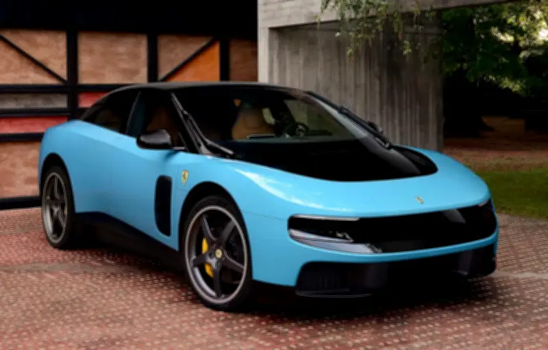 Un riche collectionneur étrille la première Ferrari électrique