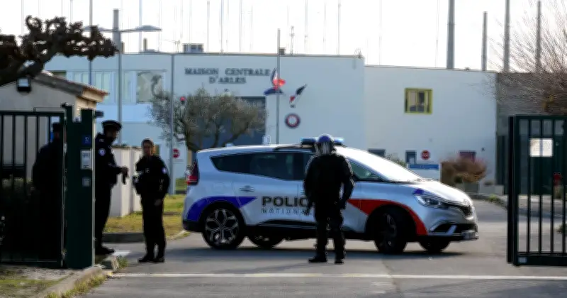 Évasion spectaculaire d'un membre du gang des pirates des autoroutes à Tarascon