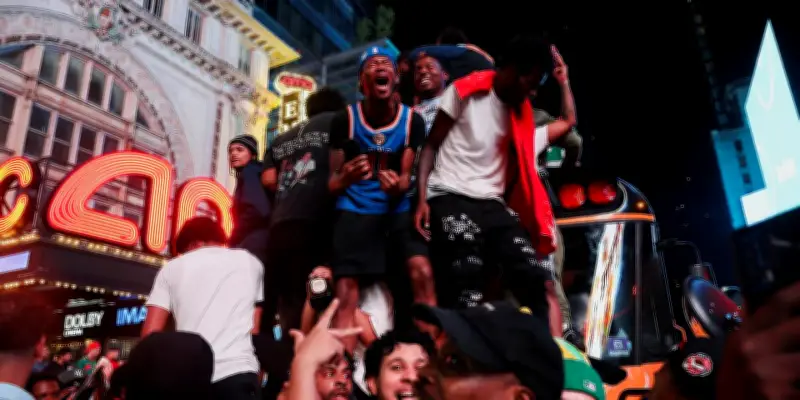 VIDÉO : Les fans des New York Knicks célèbrent le titre NBA