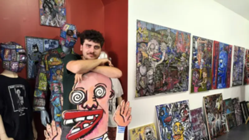 Vinny Murano inaugure son atelier L'éclipse à Sète