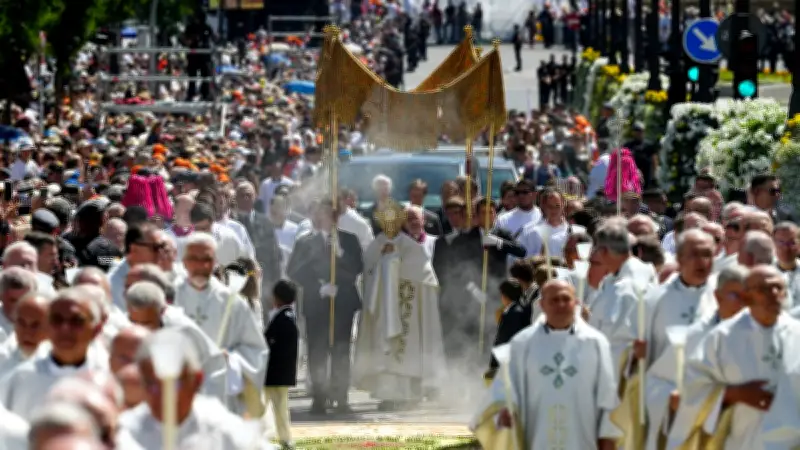 Visite du pape Léon XIV en Espagne : plus d'un million de fidèles à Madrid