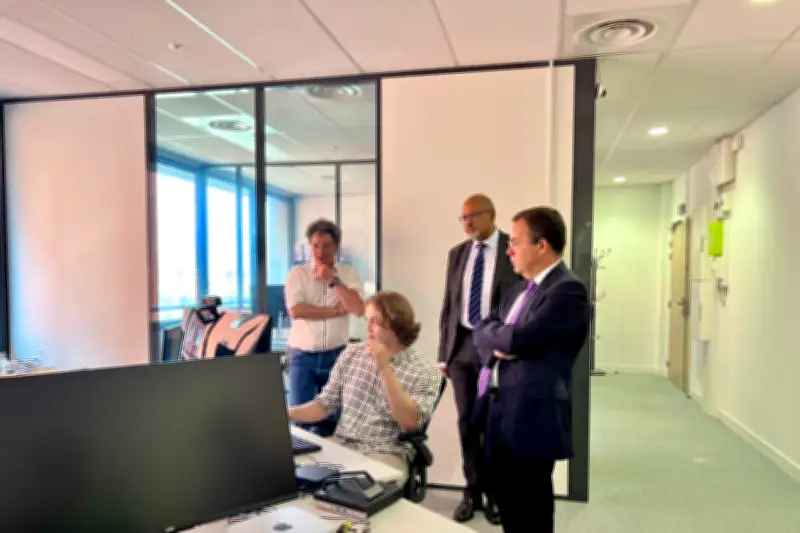 Visite du préfet des Alpes-Maritimes chez BKube, fleuron niçois de la cybersécurité
