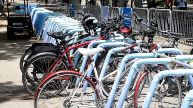 Vol de vélo pendant le bac : le lycéen récupère son bien grâce aux caméras