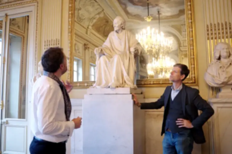 Voltaire, à la recherche du corps dispersé : autopsie d'un philosophe sur France 5