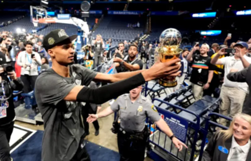 Wembanyama, des huées de New York aux portes du sacre NBA