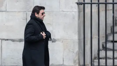 Affaire Patrick Bruel: le parquet requiert mise en examen et incarcération