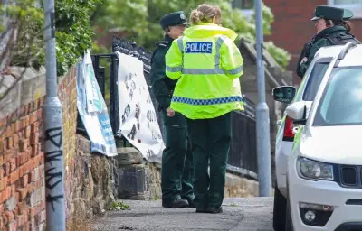 Arrestation à Belfast après une attaque au couteau qui suscite l'indignation