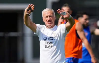 Bleus qualifiés : Deschamps de retour, Saliba incertain pour la Suède