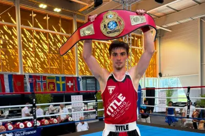 Boxe : Adam Askhapov remporte une 5e ceinture et vise les JO 2028