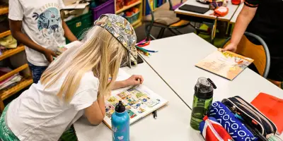 Canicule : syndicats, parents et lycéens réclament une stratégie de long terme pour l'école