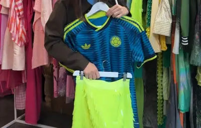 Comment adopter le maillot de foot comme pièce mode cet été