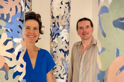 Design recyclé : pulpe de papier et liège à Hyères