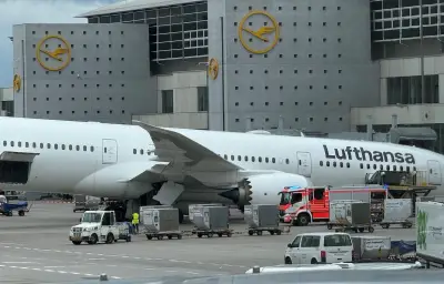 Effondrement du nez d'un Boeing 787 de Lufthansa : plusieurs blessés