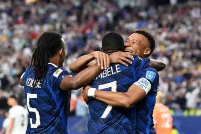 France-Irak : Mbappé double Klose, les Bleus qualifiés après 3-0 et 2h d'interruption