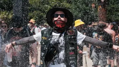 Hellfest 2026 : des festivaliers racontent leur passion pour le festival de l'enfer
