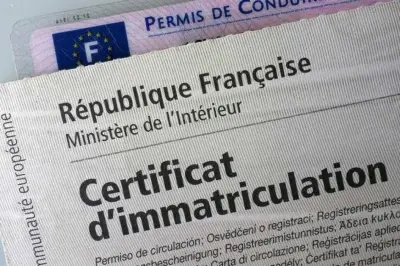 Il met sa carte grise au nom de sa fille de 9 ans : 10 ans après, elle croule sous les dettes