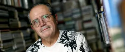 Jacky Guy, bouquiniste alésien, transmet son commerce après une vie dédiée aux livres