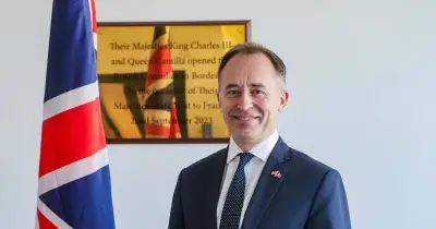 L'ambassadeur britannique à Paris, un passionné de cyclisme