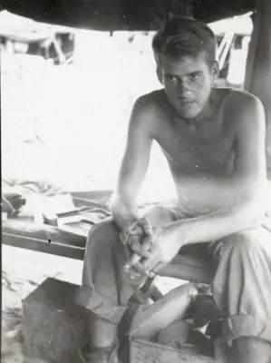 Les fantômes de Peleliu : Bruno Cabanes lu par Toma Colin, angliciste