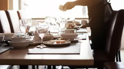 Licenciement validé pour un serveur ayant dénoncé son employeur sur TikTok