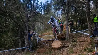 Marine Cabirou 4e à Lenzerheide en Coupe du monde de VTT descente