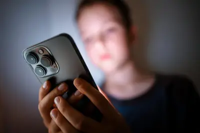 Masculinisme radical : l'alerte d'un psychopathologue sur une jeunesse en danger