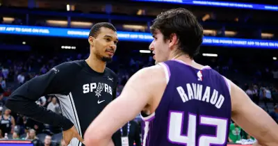 Maxime Raynaud : le pivot français qui allie NBA et excellence académique