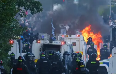 Nouvelle nuit de violences à Belfast après une attaque au couteau