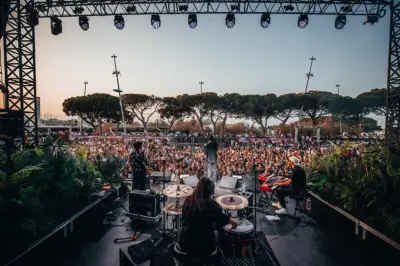 Nuits Carrées : 20 ans de festival à Antibes, de la poussière aux étoiles