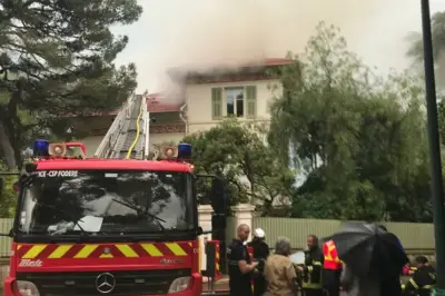 Orage violent dans les Alpes-Maritimes : un millier d'éclairs, une maison incendiée
