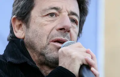 Patrick Bruel annule ses concerts : focus sur sa fortune