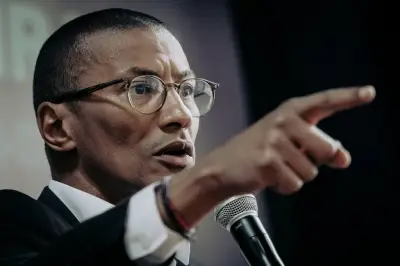 Présidentielle 2027 : Karim Bouamrane, maire de Saint-Ouen, candidat