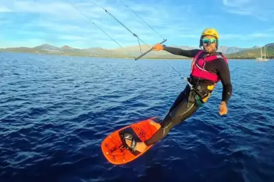 Record pulvérisé : Saint-Tropez-Calvi en kitefoil solitaire en moins de 4 heures