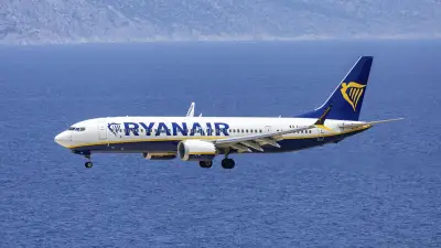 Ryanair visée par la justice pour frais abusifs sur les sièges familiaux