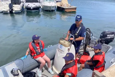Sanary : des jeunes sensibilisés à la propreté des eaux avec Rade Propre