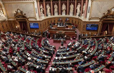 Sénat : rejet de la rallonge budgétaire militaire, tensions politiques