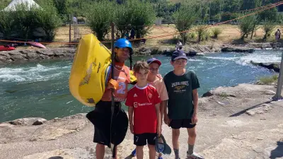 Tom Dollé impérial à Millau : le prodige du kayak freestyle écrase la Coupe du monde