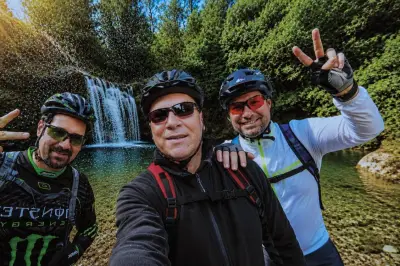 Trois cyclistes de Saint-Cyr au Bol d'Or Vélo pour les handicaps invisibles