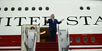 Trump dévoile le nouvel Air Force One offert par le Qatar