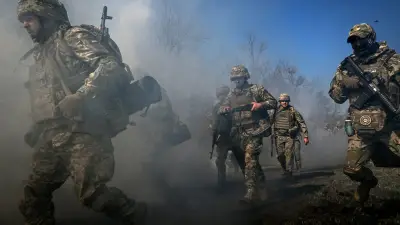 Ukraine : contrats courts et salaires triplés pour attirer des volontaires