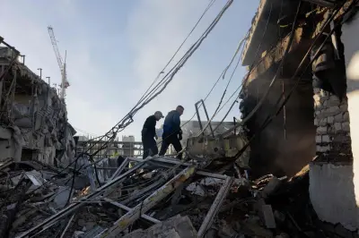 Ukraine : frappe russe meurtrière, 9 morts et des dizaines de blessés