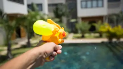Un pistolet à eau Amazon lui coûte 870 euros et un casier judiciaire